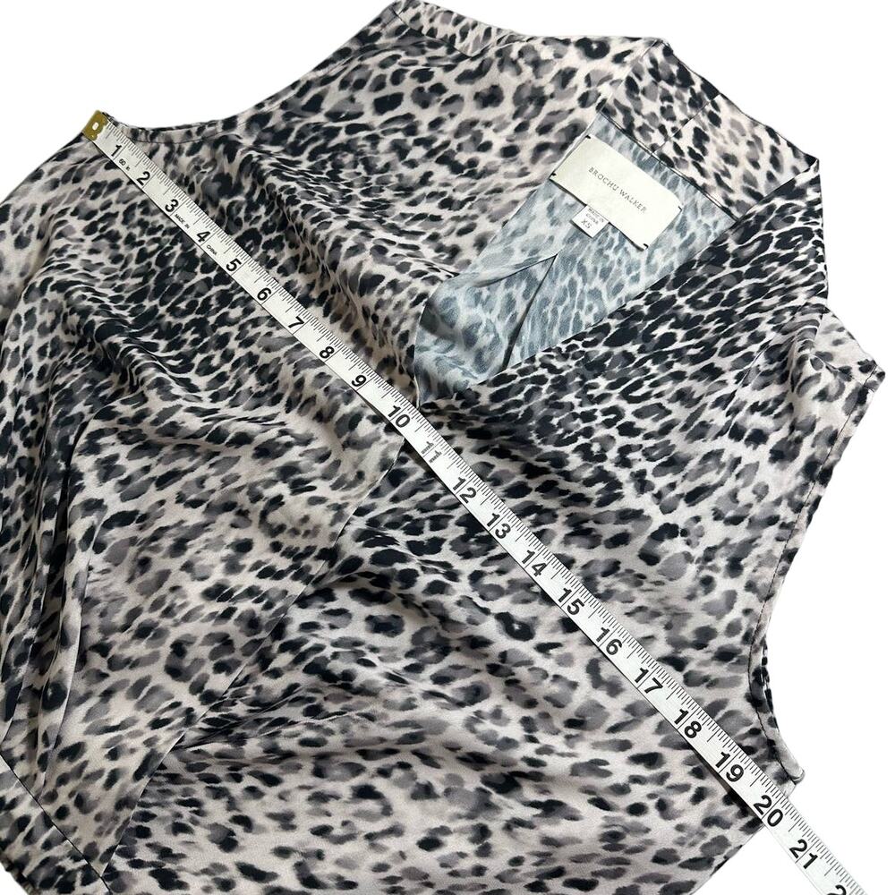 Brochu Walker Snow Leopard Print V-Neck Sleeveless Draped Top Grey Black XS - Picture 9 of 10